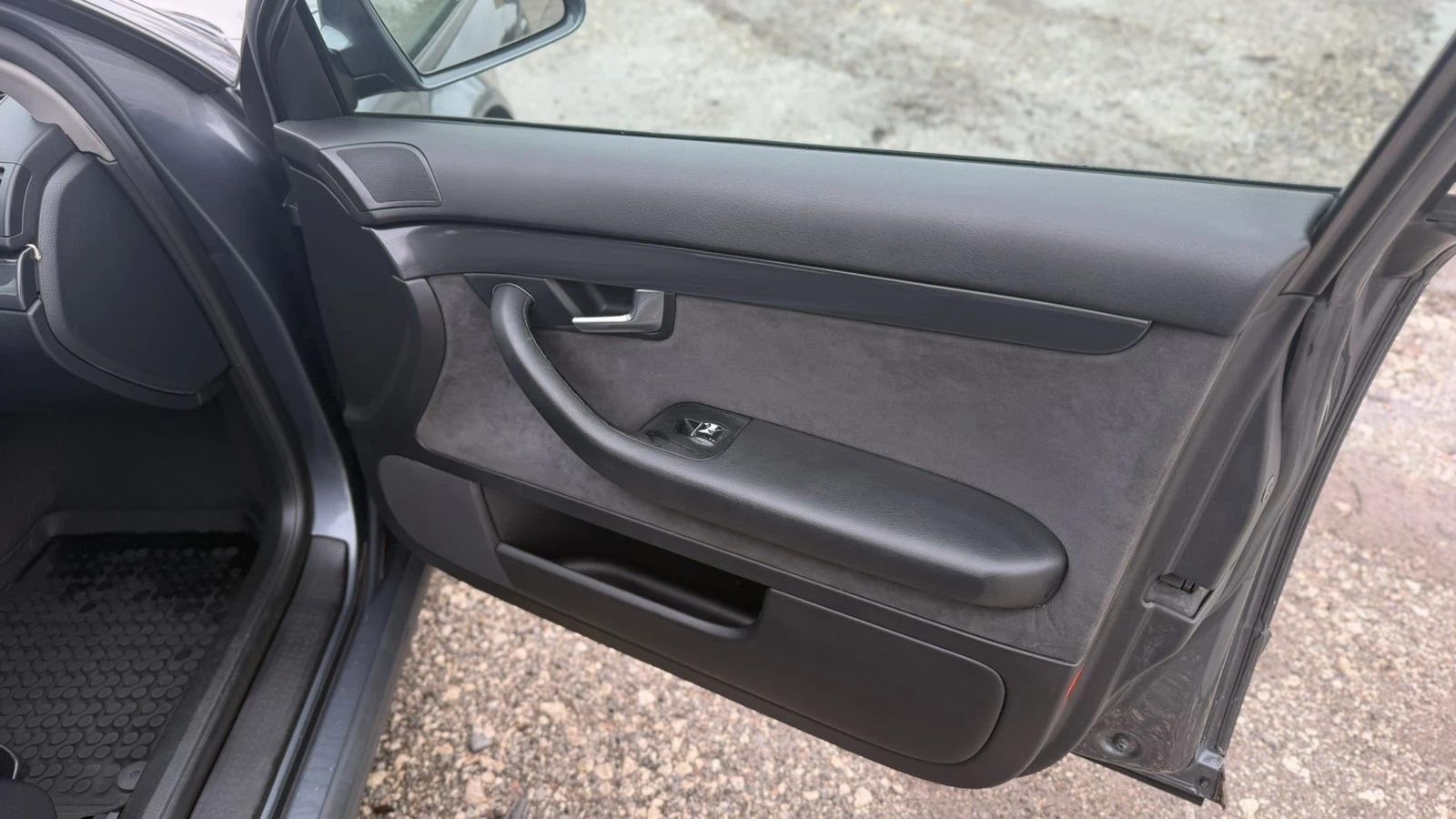 Audi A4 1.8Т АГУ - изображение 9