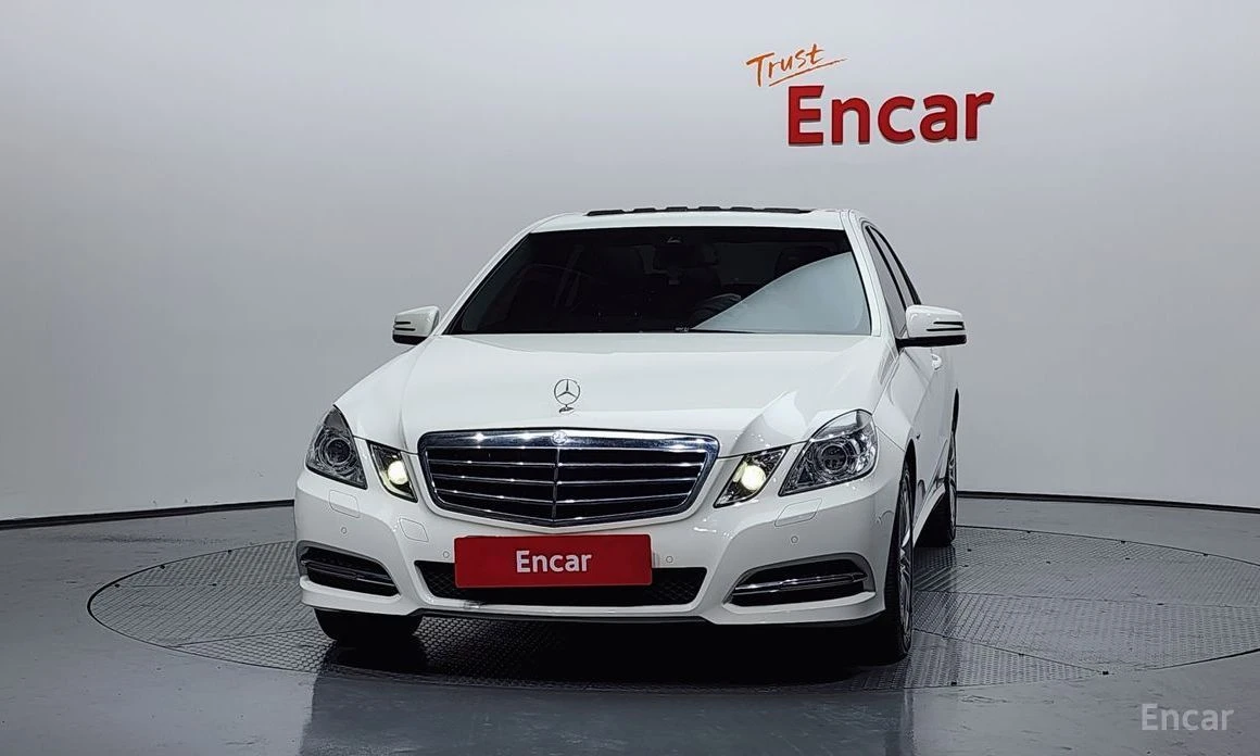 Mercedes-Benz E 220  - изображение 3