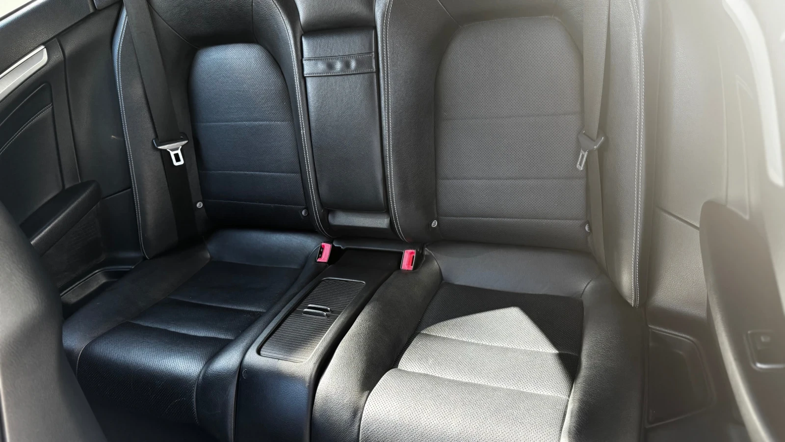 Mercedes-Benz E 220 AMG, снимка 9 - Автомобили и джипове - 53795087