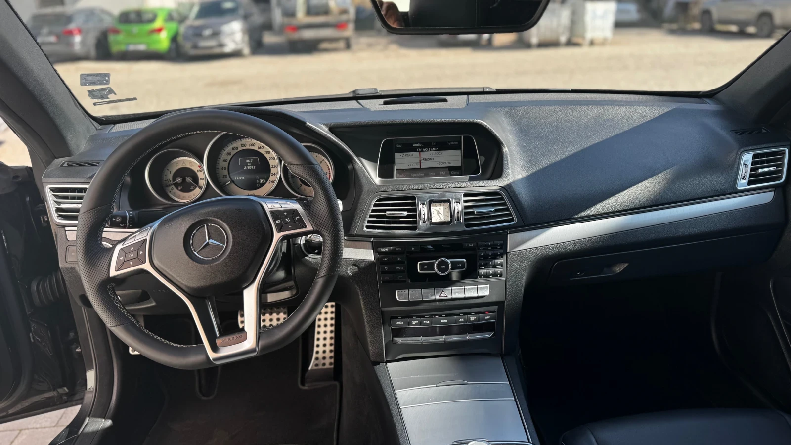 Mercedes-Benz E 220 AMG, снимка 11 - Автомобили и джипове - 53795087