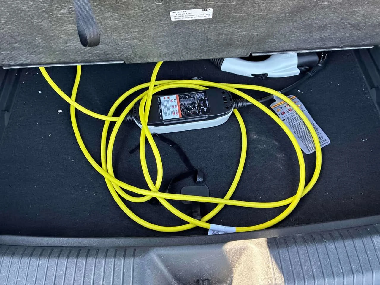 VW ID.4 * Pro * CARFAX * PANO * 2 КЛЮЧА, снимка 14 - Автомобили и джипове - 53911952