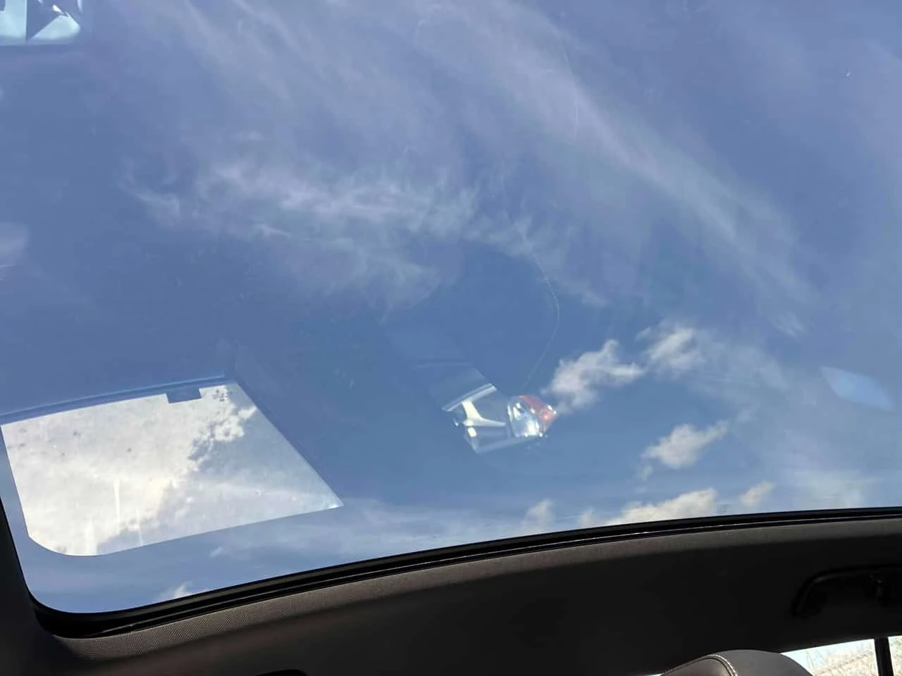 VW ID.4 * Pro * CARFAX * PANO * 2 КЛЮЧА, снимка 15 - Автомобили и джипове - 53911952