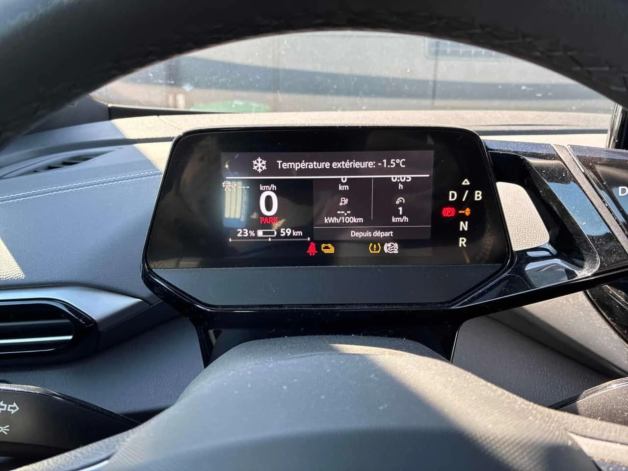 VW ID.4 * Pro * CARFAX * PANO * 2 КЛЮЧА, снимка 8 - Автомобили и джипове - 53911952