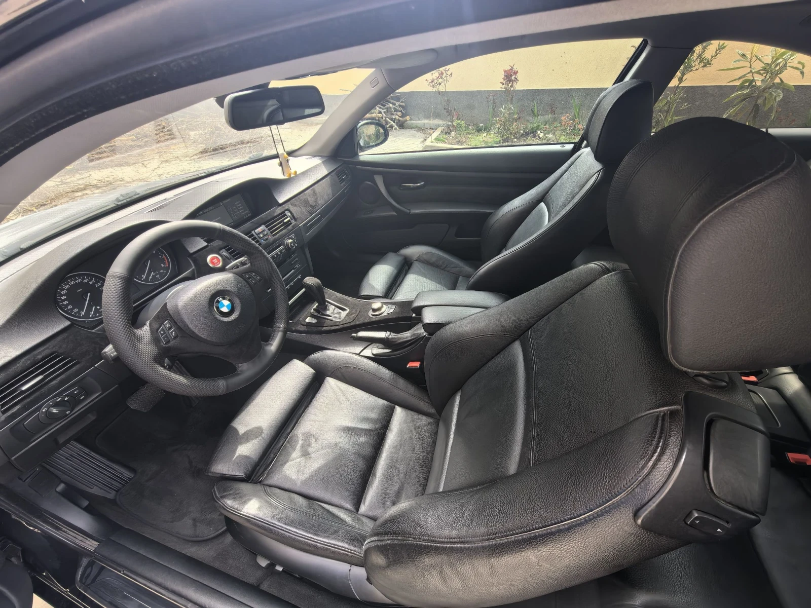 BMW 330 E92 Xi , снимка 10 - Автомобили и джипове - 54014284