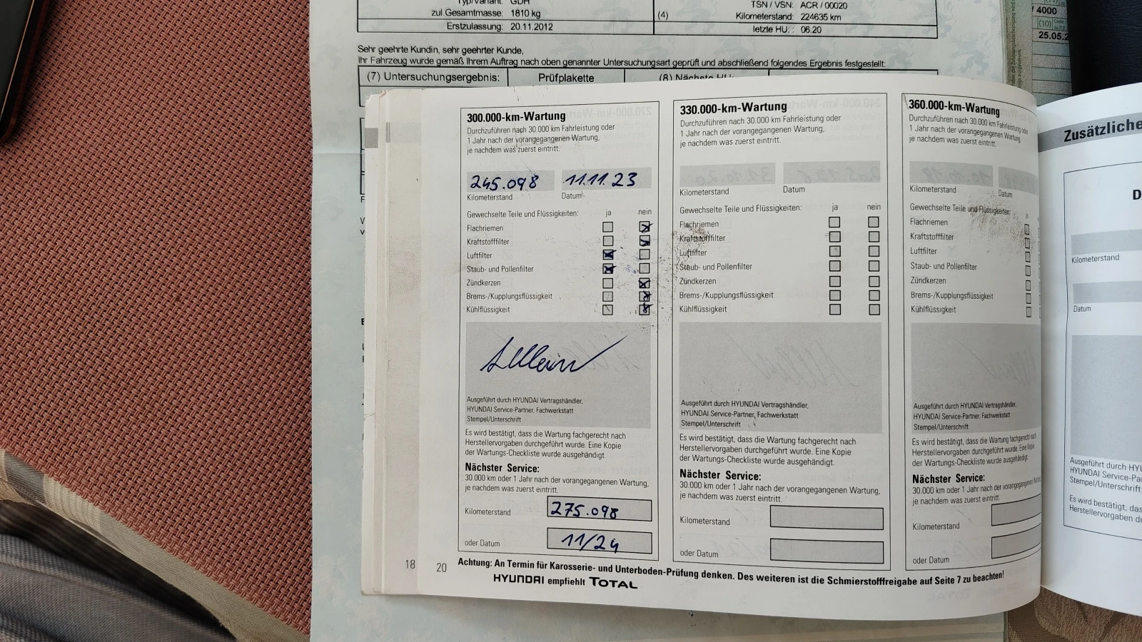 Hyundai I30 1.6 CRDI Navi, снимка 11 - Автомобили и джипове - 54089487