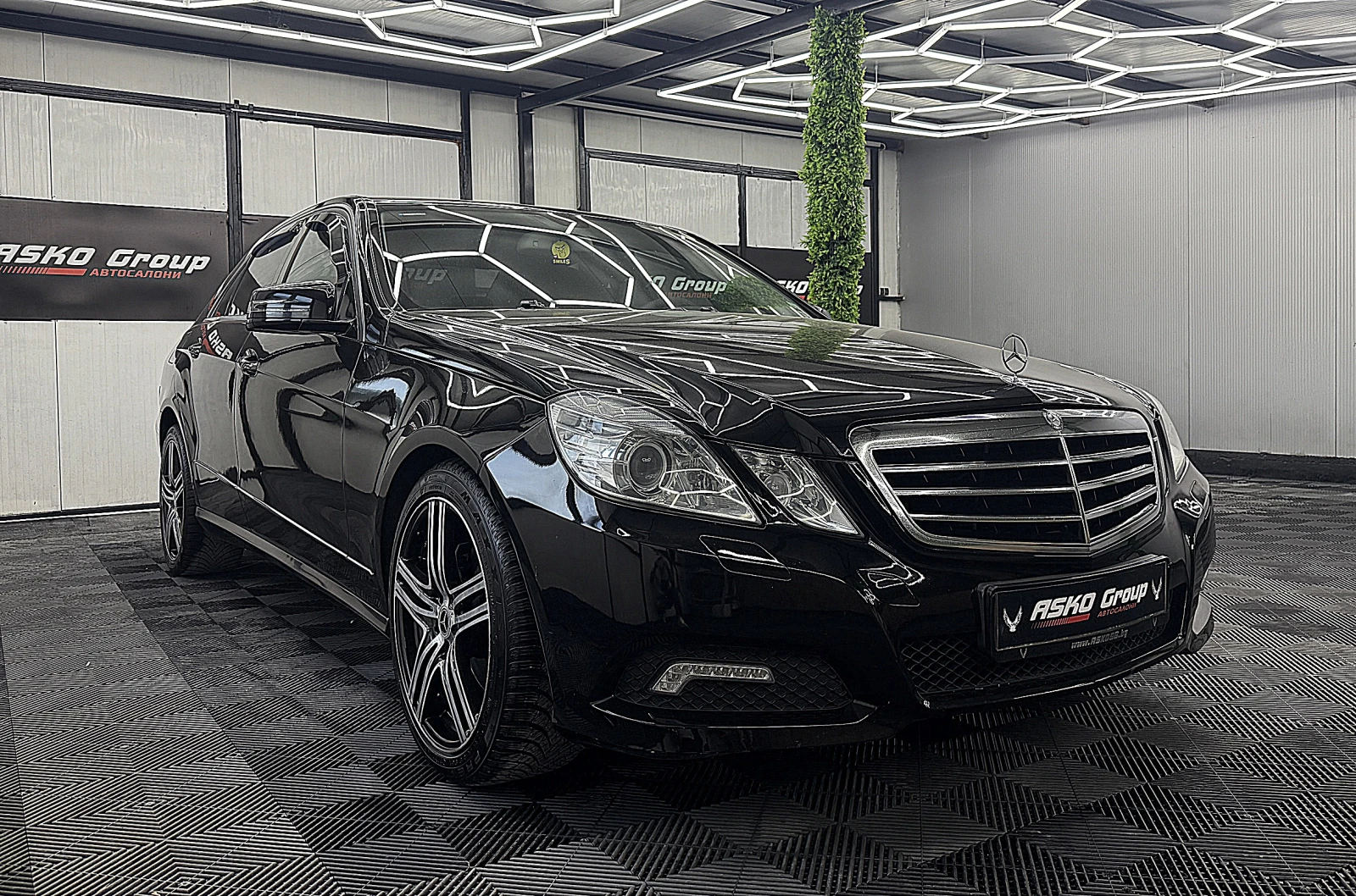 Mercedes-Benz E 250 AMG-LINE/PODGREV/AVANGARDE/СОБСТВЕН ЛИЗИНГ, снимка 3 - Автомобили и джипове - 54454960