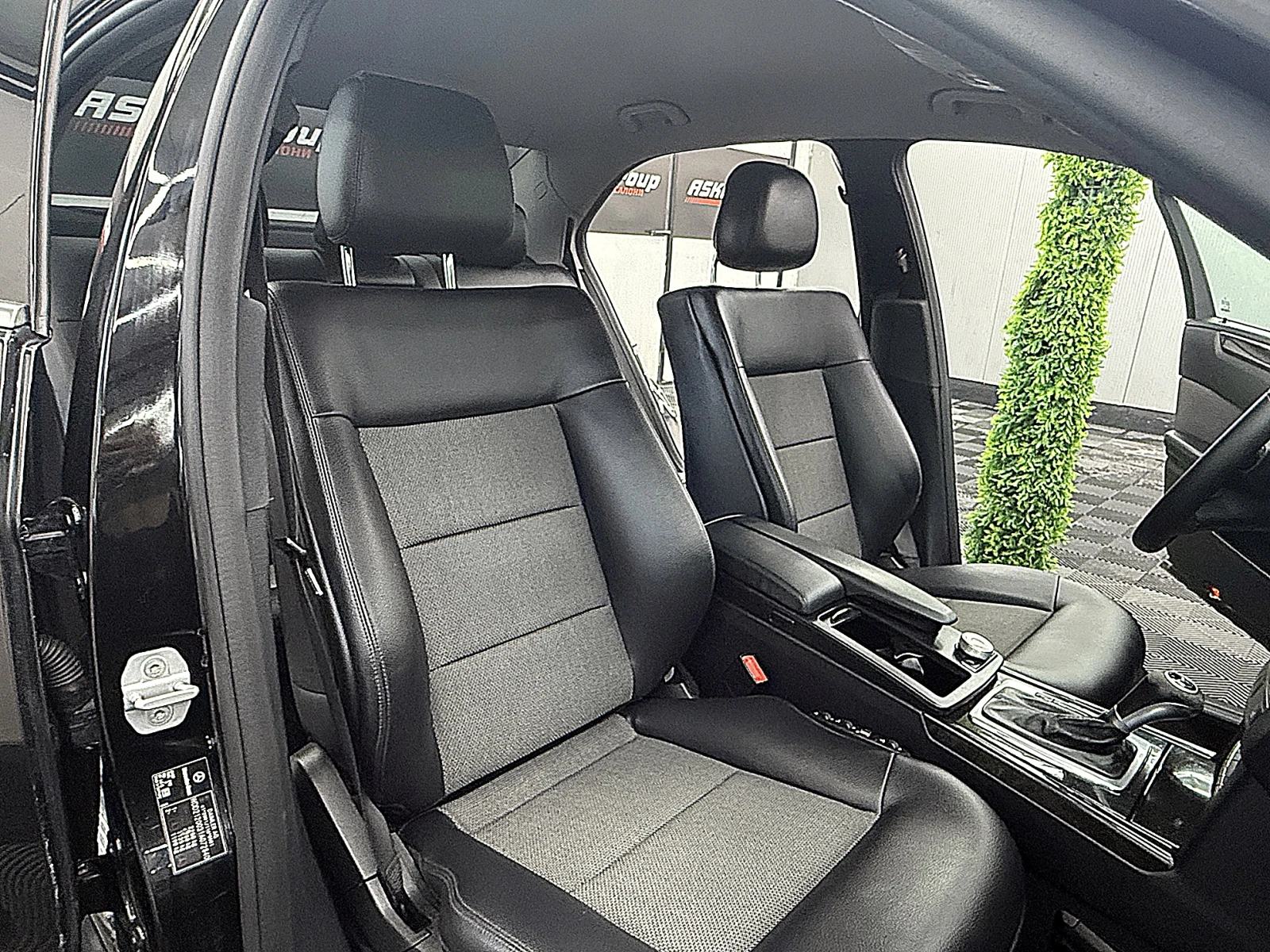 Mercedes-Benz E 250 AMG-LINE/PODGREV/AVANGARDE/СОБСТВЕН ЛИЗИНГ, снимка 11 - Автомобили и джипове - 54454960