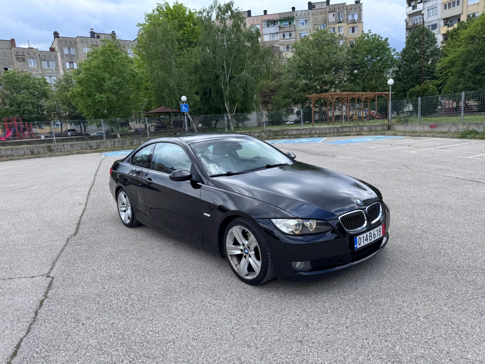 BMW 320 2, 0D avtomat/navi/koja, снимка 3 - Автомобили и джипове - 54484778