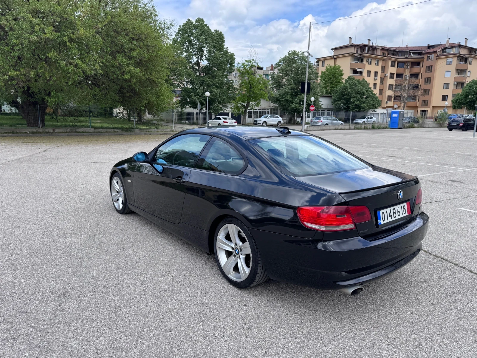 BMW 320 2, 0D avtomat/navi/koja, снимка 6 - Автомобили и джипове - 54484778
