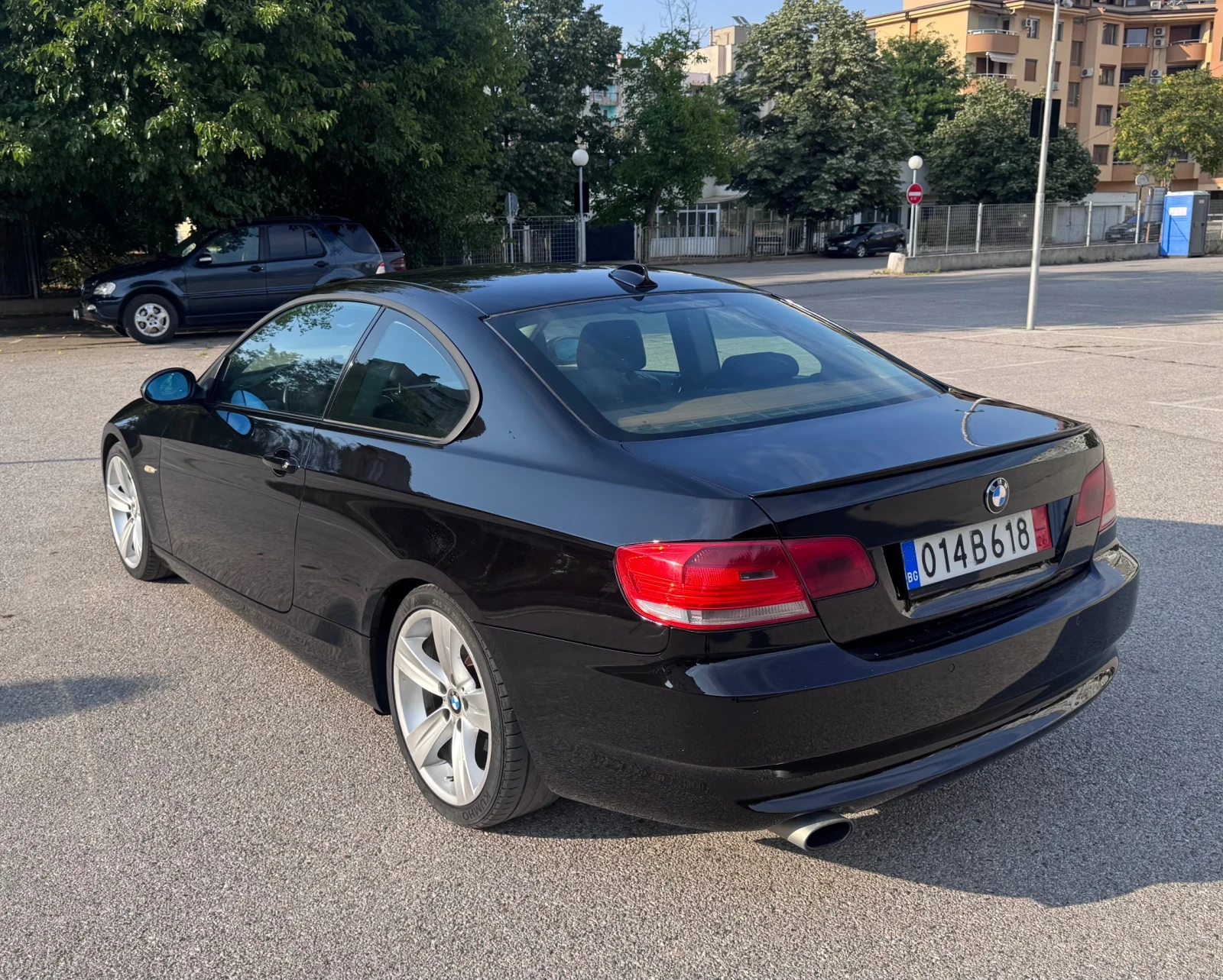 BMW 320 2, 0D avtomat/navi/koja, снимка 3 - Автомобили и джипове - 55381897