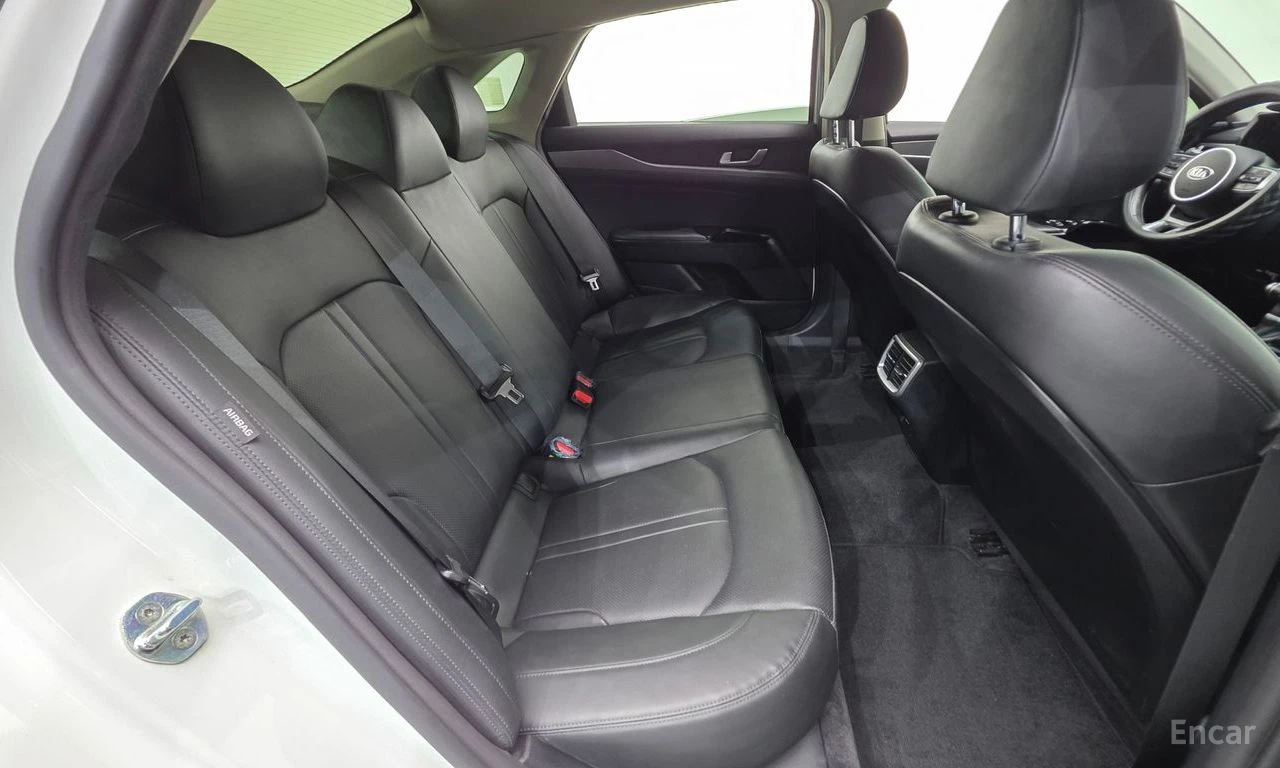 Kia K5 2.0* LPI* ПОДГРЕВ* КАМЕРА* КЕЙЛЕС* LANE* ASSIST* , снимка 16 - Автомобили и джипове - 54919443
