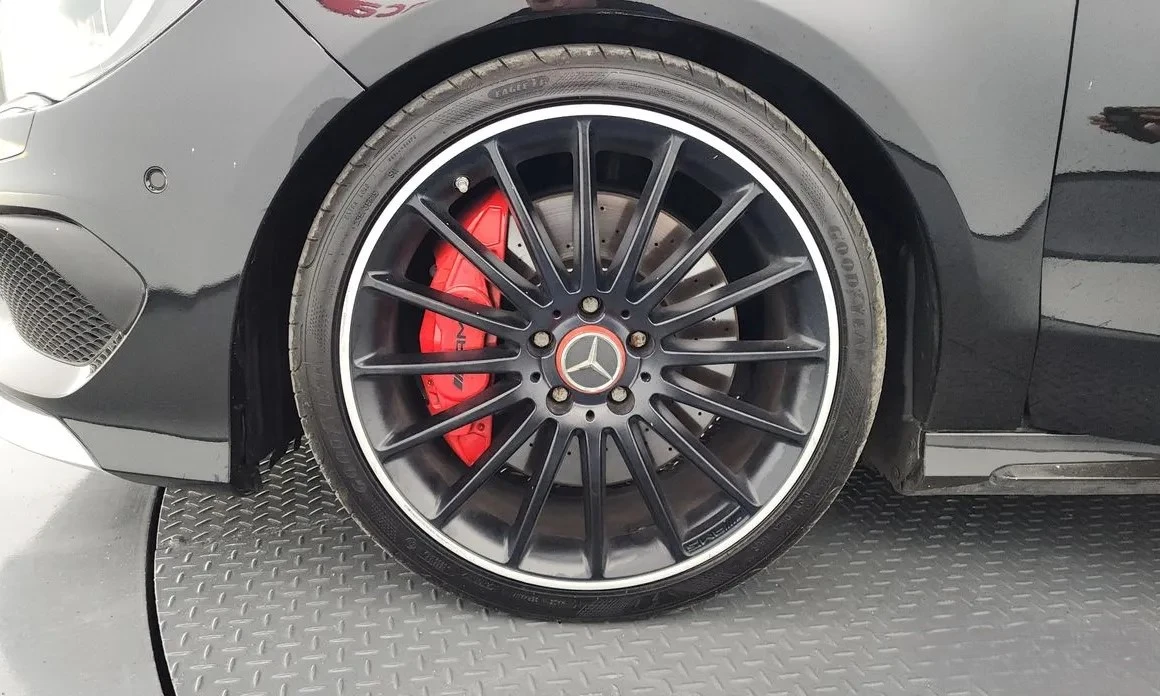 Mercedes-Benz CLA 45 AMG 4Matic Панорама, снимка 5 - Автомобили и джипове - 54978347