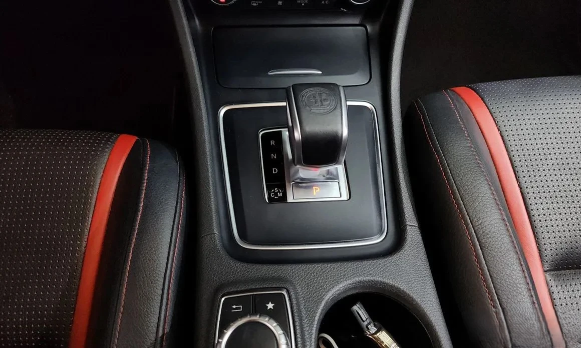 Mercedes-Benz CLA 45 AMG 4Matic Панорама, снимка 9 - Автомобили и джипове - 54978347