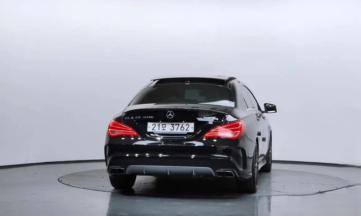 Mercedes-Benz CLA 45 AMG 4Matic Панорама, снимка 4 - Автомобили и джипове - 54978347