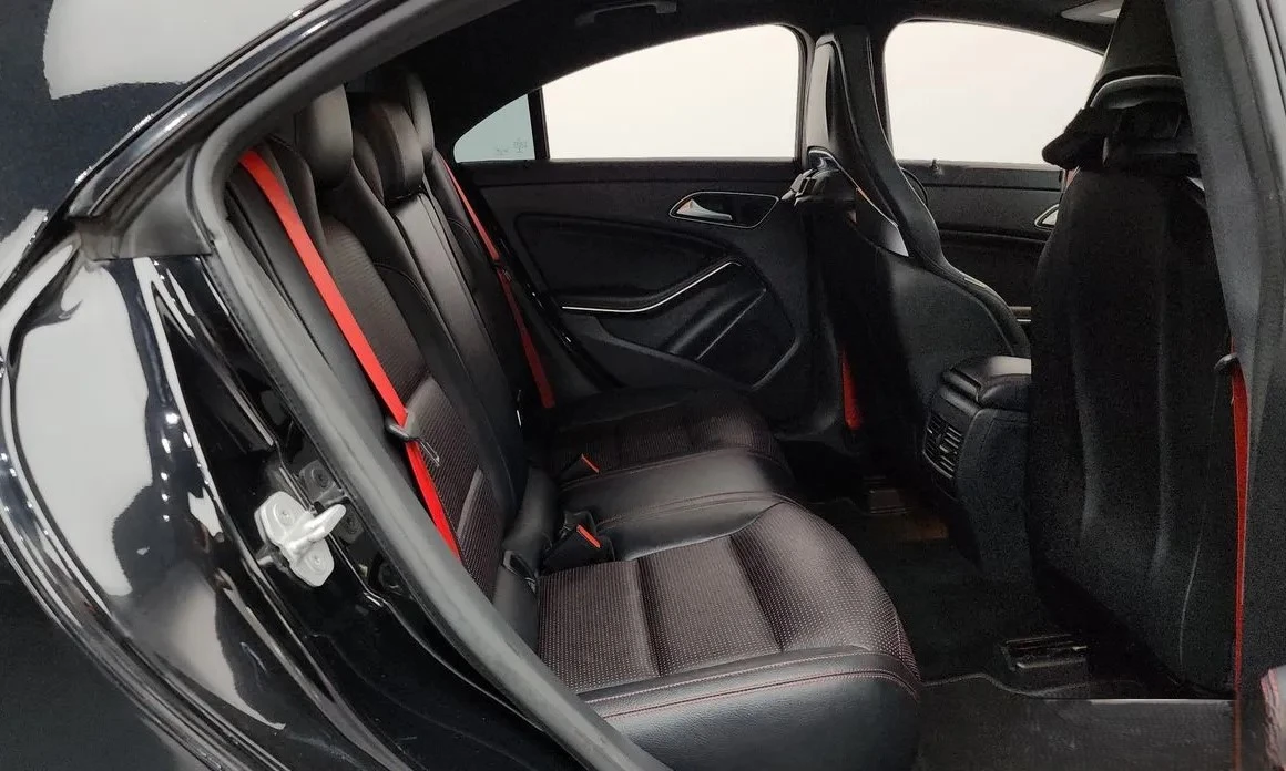 Mercedes-Benz CLA 45 AMG 4Matic Панорама, снимка 12 - Автомобили и джипове - 54978347