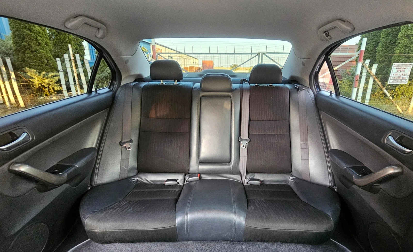Honda Accord 2.2i-CDTi/FACELIFT/КОЖА/XENON/NAVi/ВС. ПЛАТЕНО, снимка 10 - Автомобили и джипове - 55304689