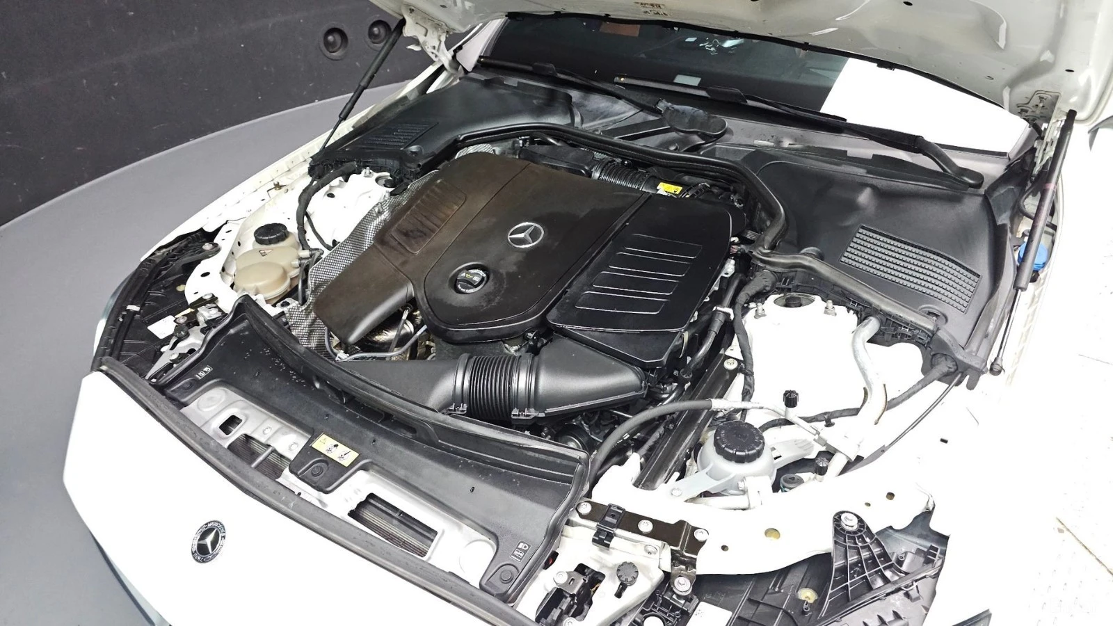 Mercedes-Benz C 300 4MATIC/DRIVE-ASSISTS/360CAMERA/SUNROOF/BURMESTER, снимка 15 - Автомобили и джипове - 55688089