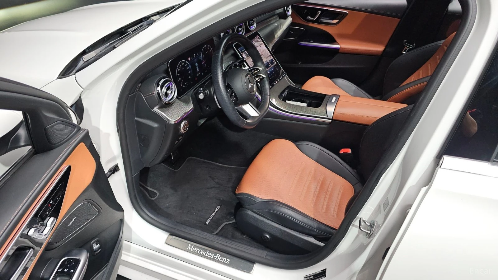 Mercedes-Benz C 300 4MATIC/DRIVE-ASSISTS/360CAMERA/SUNROOF/BURMESTER, снимка 11 - Автомобили и джипове - 55688089