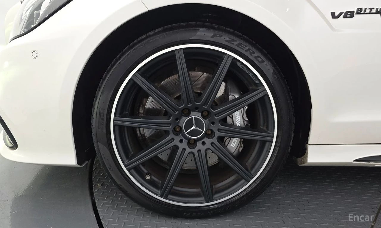 Mercedes-Benz CLS 63 AMG 4MATIC* HARMON* KARDON* ОБДУХВАНЕ* МАСАЖ* ДИСТРОНИ, снимка 5 - Автомобили и джипове - 56114244
