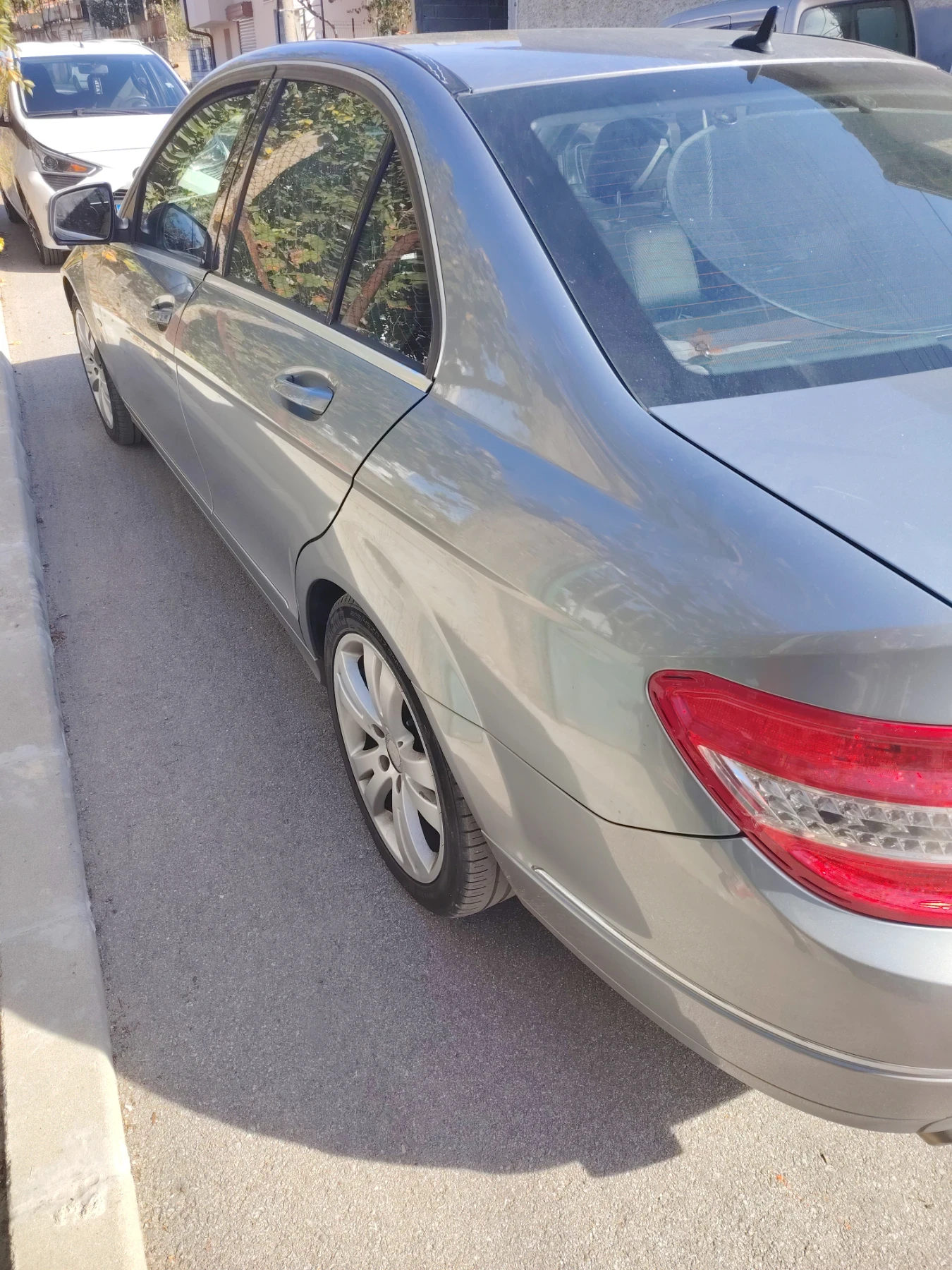 Mercedes-Benz C 200, снимка 8 - Автомобили и джипове - 56426103