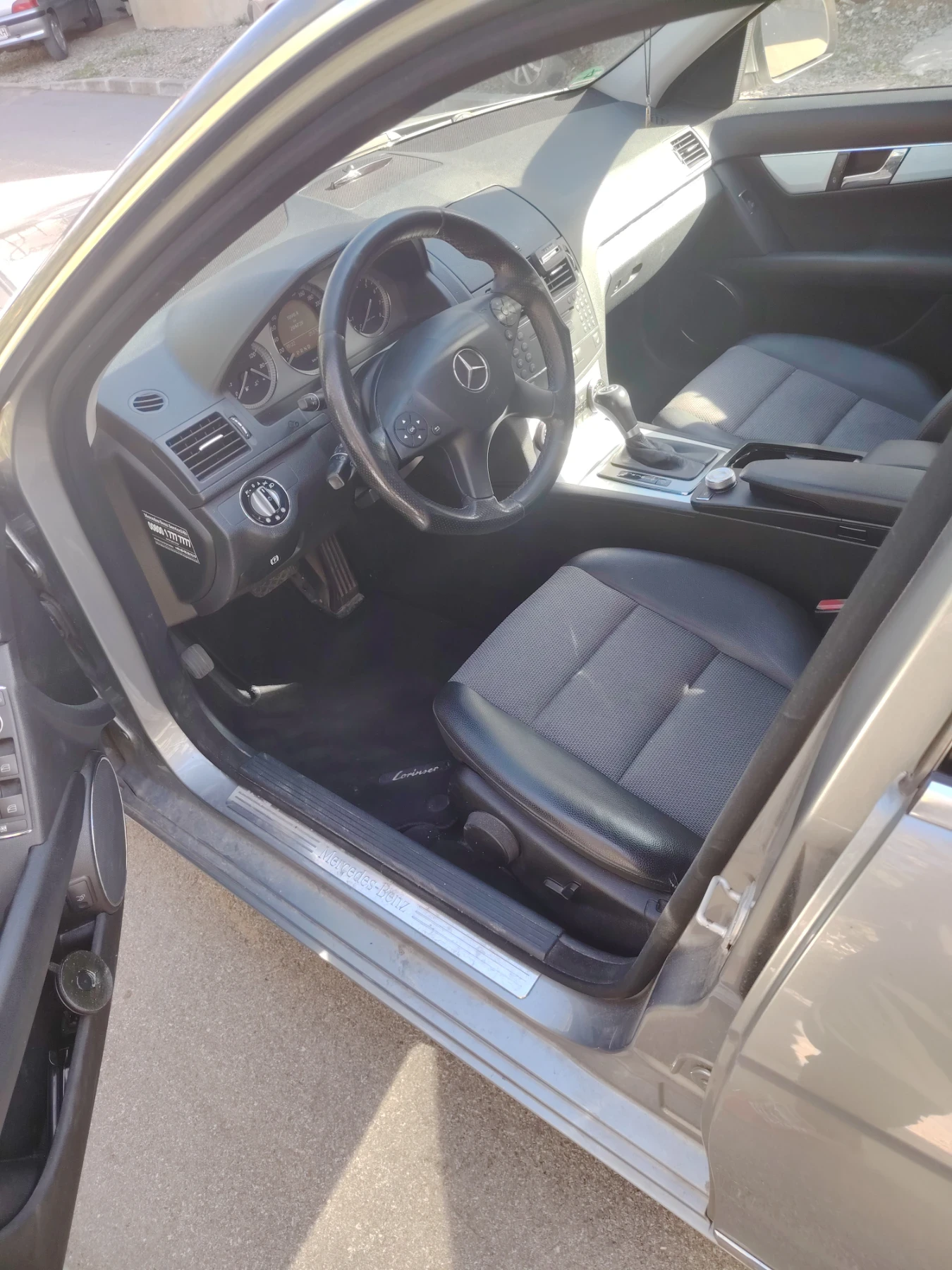 Mercedes-Benz C 200, снимка 3 - Автомобили и джипове - 56426103