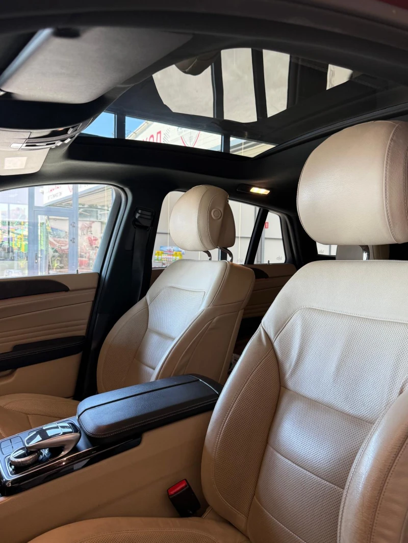 Mercedes-Benz GLE 500 4M Coupe AMG HEAD-UP* PANO* Лизинг* 21* SoftClose, снимка 11 - Автомобили и джипове - 51337216