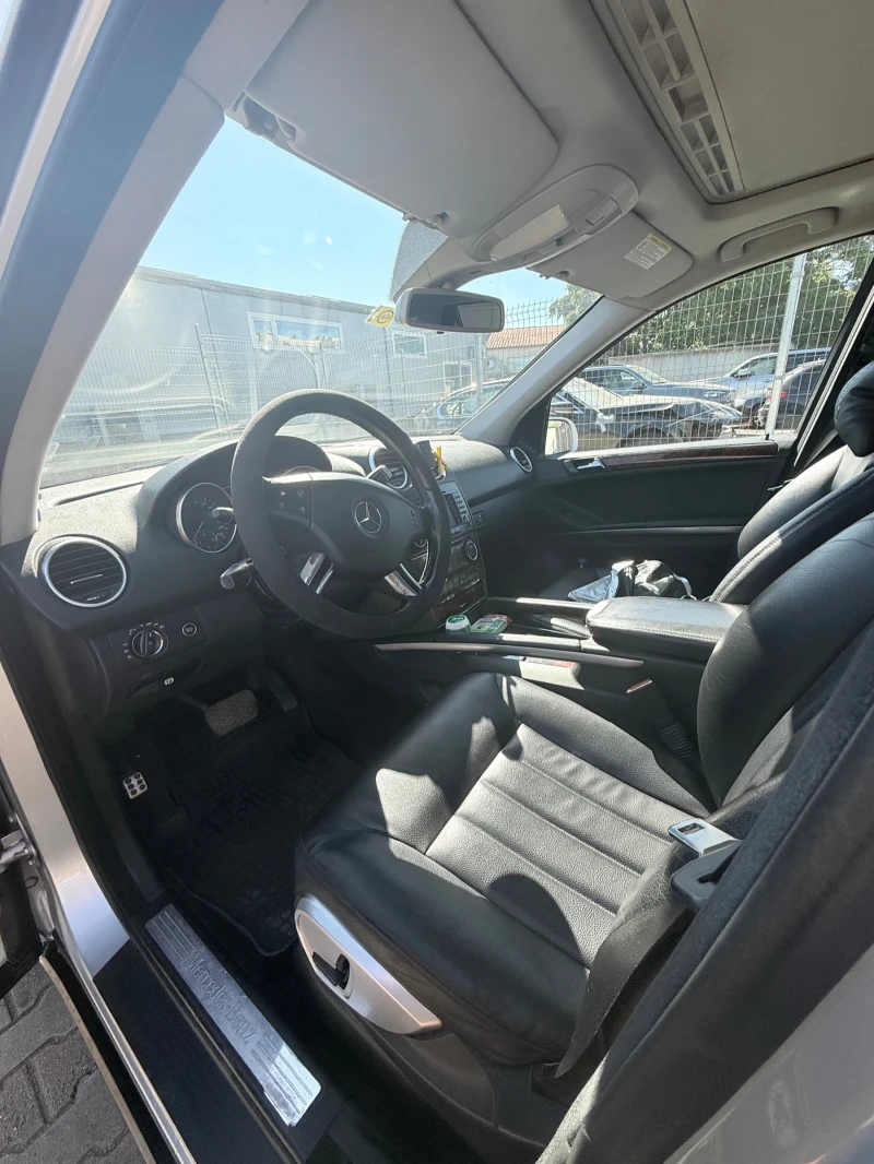 Mercedes-Benz ML 320, снимка 6 - Автомобили и джипове - 51788094