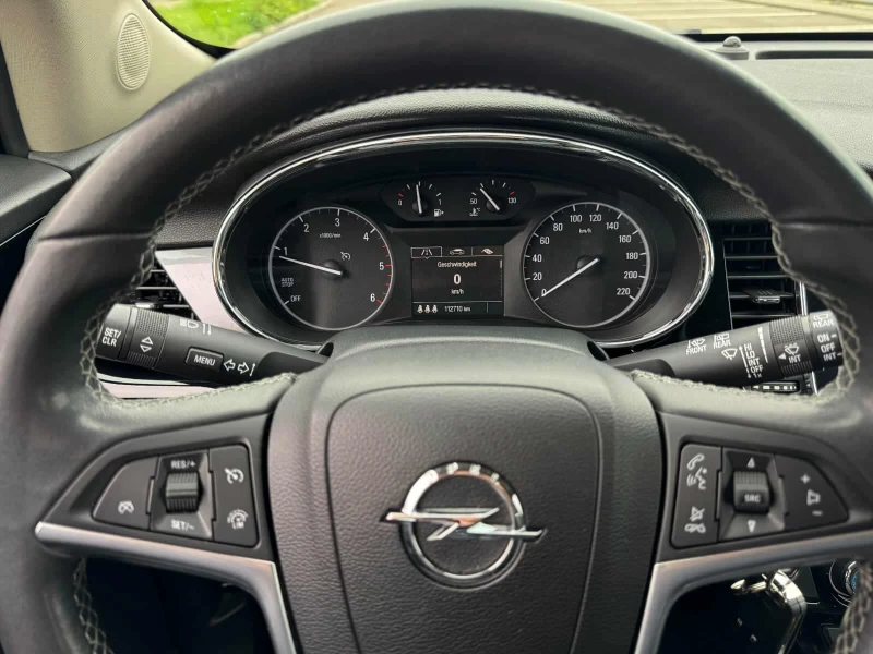 Opel Mokka, снимка 7 - Автомобили и джипове - 52266702