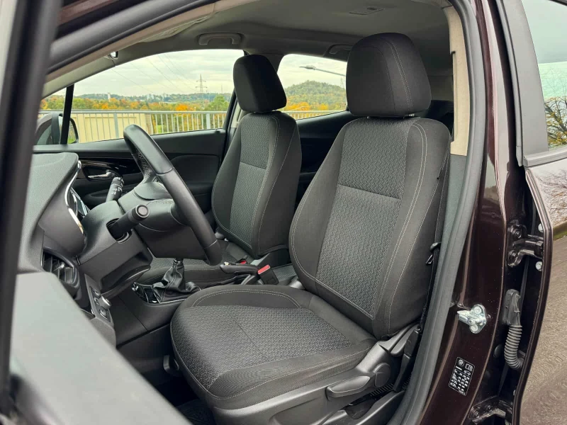 Opel Mokka, снимка 9 - Автомобили и джипове - 52266702