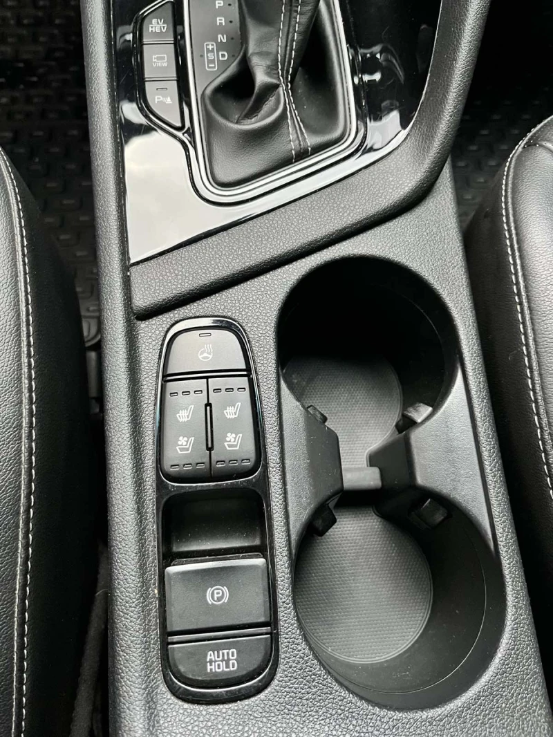 Kia Niro 1, 6 GDI, снимка 17 - Автомобили и джипове - 52481273