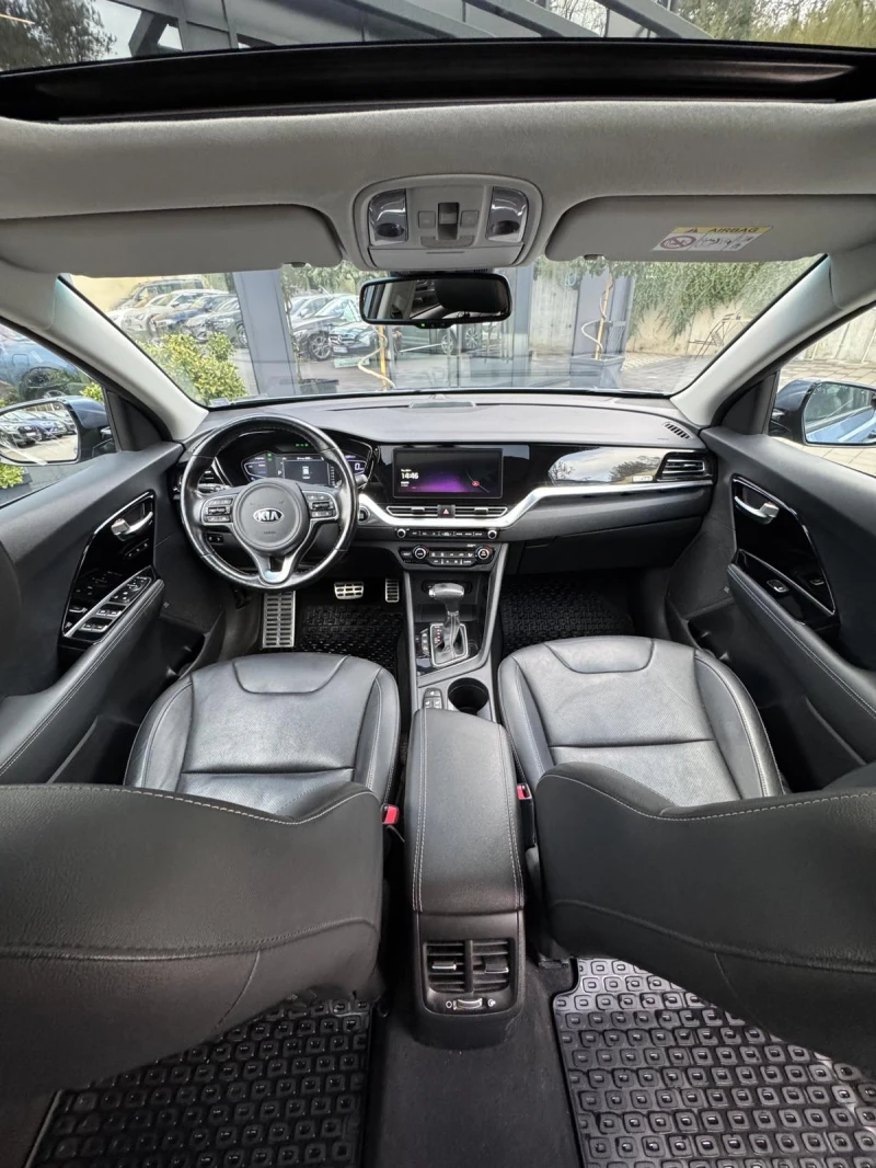 Kia Niro 1, 6 GDI, снимка 13 - Автомобили и джипове - 52481273
