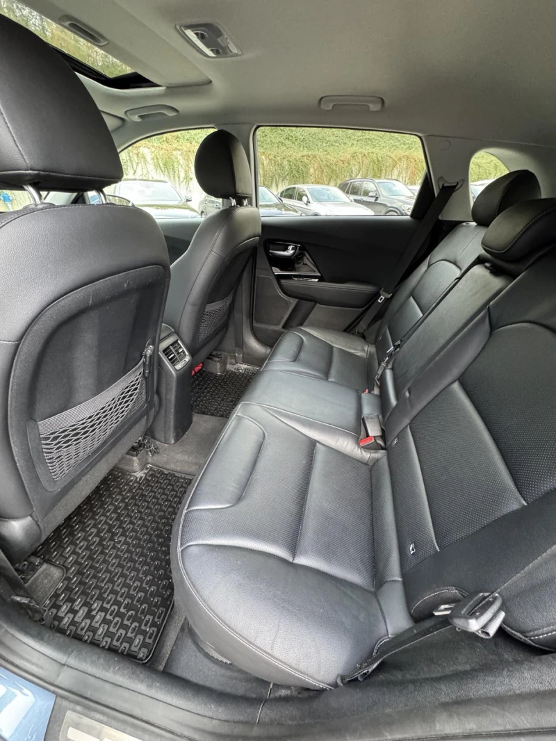 Kia Niro 1, 6 GDI, снимка 9 - Автомобили и джипове - 52481273