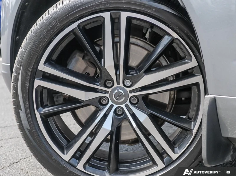 Volvo XC60 R-Design* Bowers Wilkins* Автокредит, снимка 6 - Автомобили и джипове - 52749720