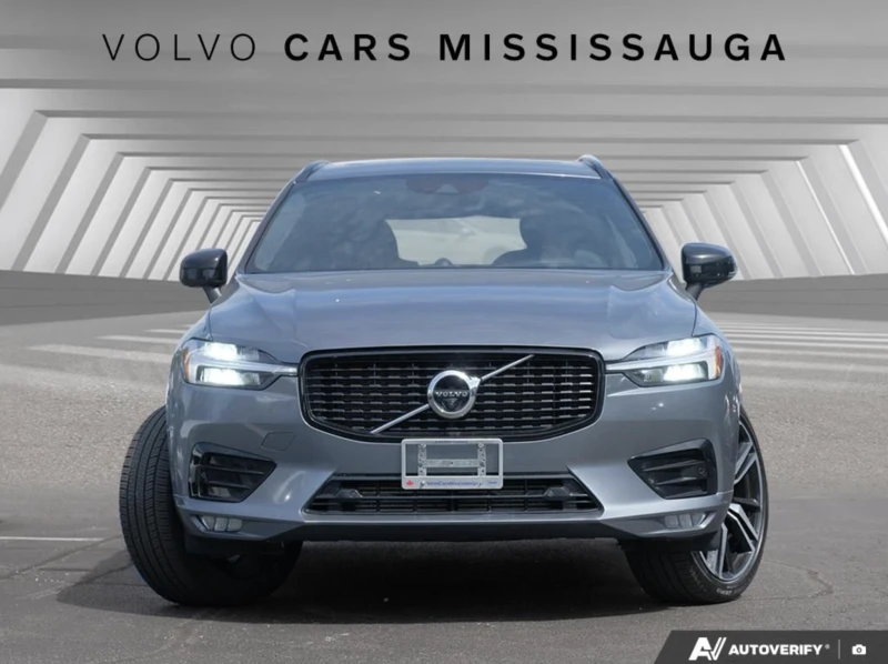 Volvo XC60 R-Design* Bowers Wilkins* Автокредит, снимка 2 - Автомобили и джипове - 52749720