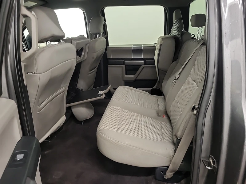 Ford F150 XLT CREW CAB * * CARFAX * * АВТО КРЕДИТ * * , снимка 13 - Автомобили и джипове - 52951860