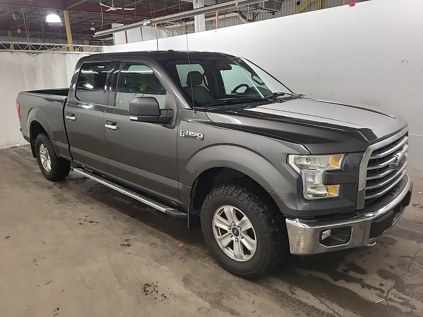 Ford F150 XLT CREW CAB * * CARFAX * * АВТО КРЕДИТ * * , снимка 1