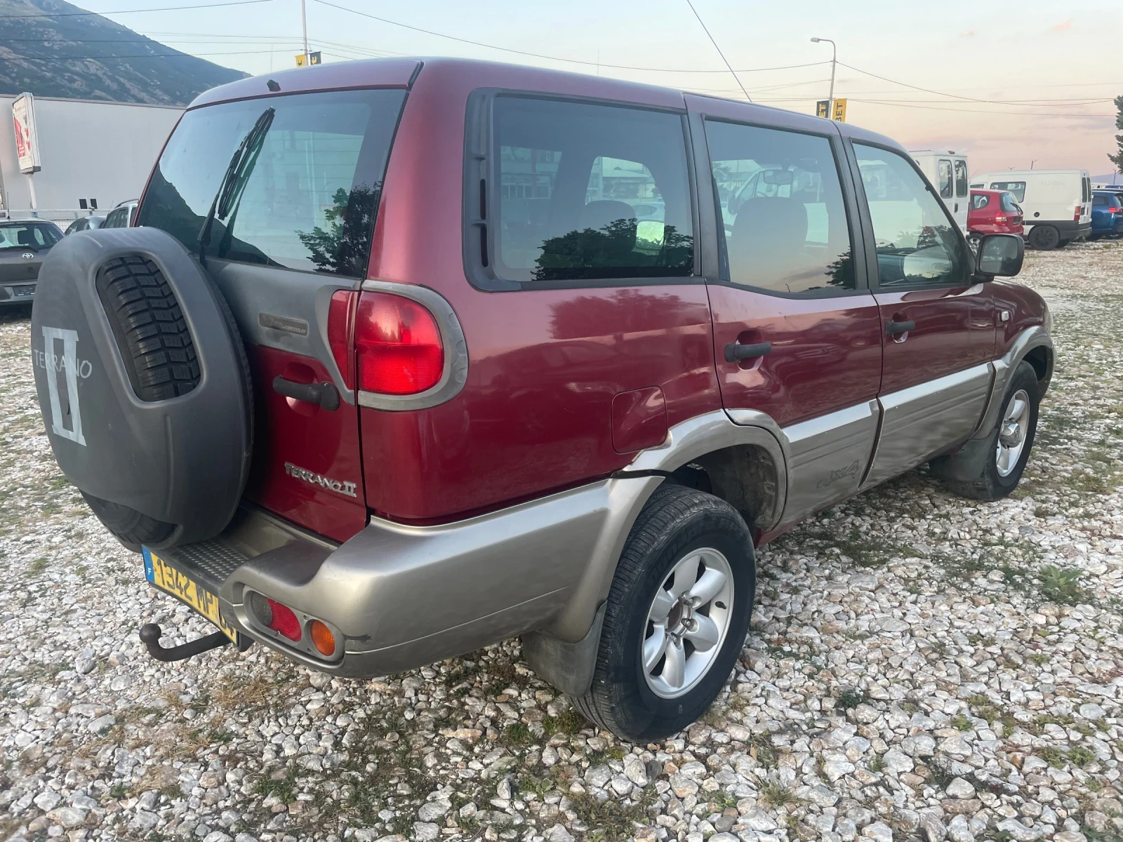 Nissan Terrano II 2.7 клима  - изображение 6