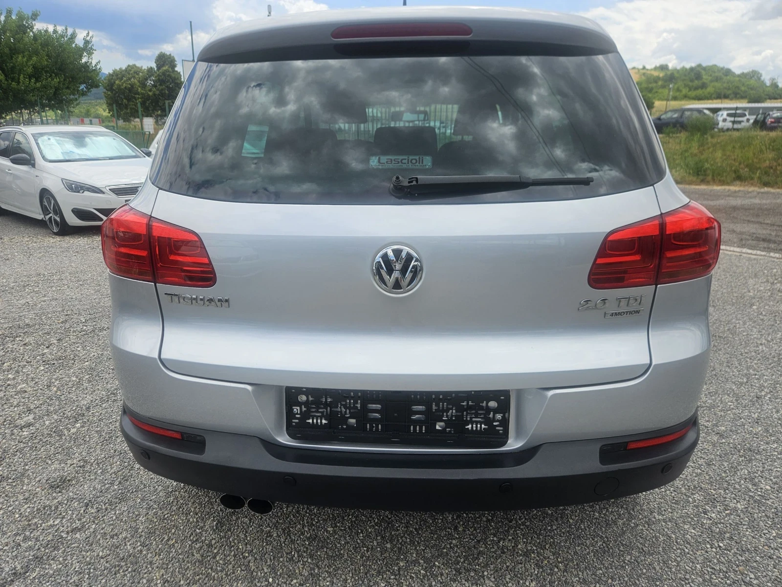 VW Tiguan 2.0 * TDI* DSG* 4x4 - изображение 6