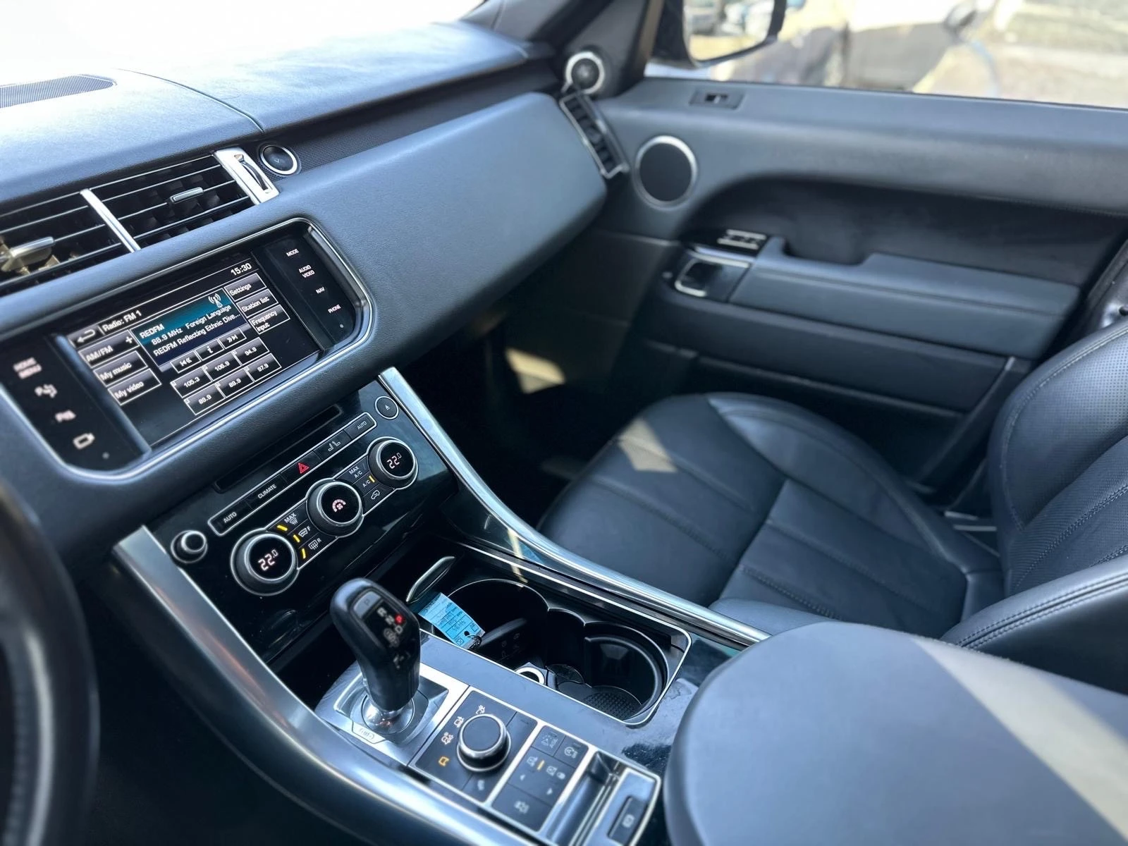 Land Rover Range Rover Sport HSE - изображение 9