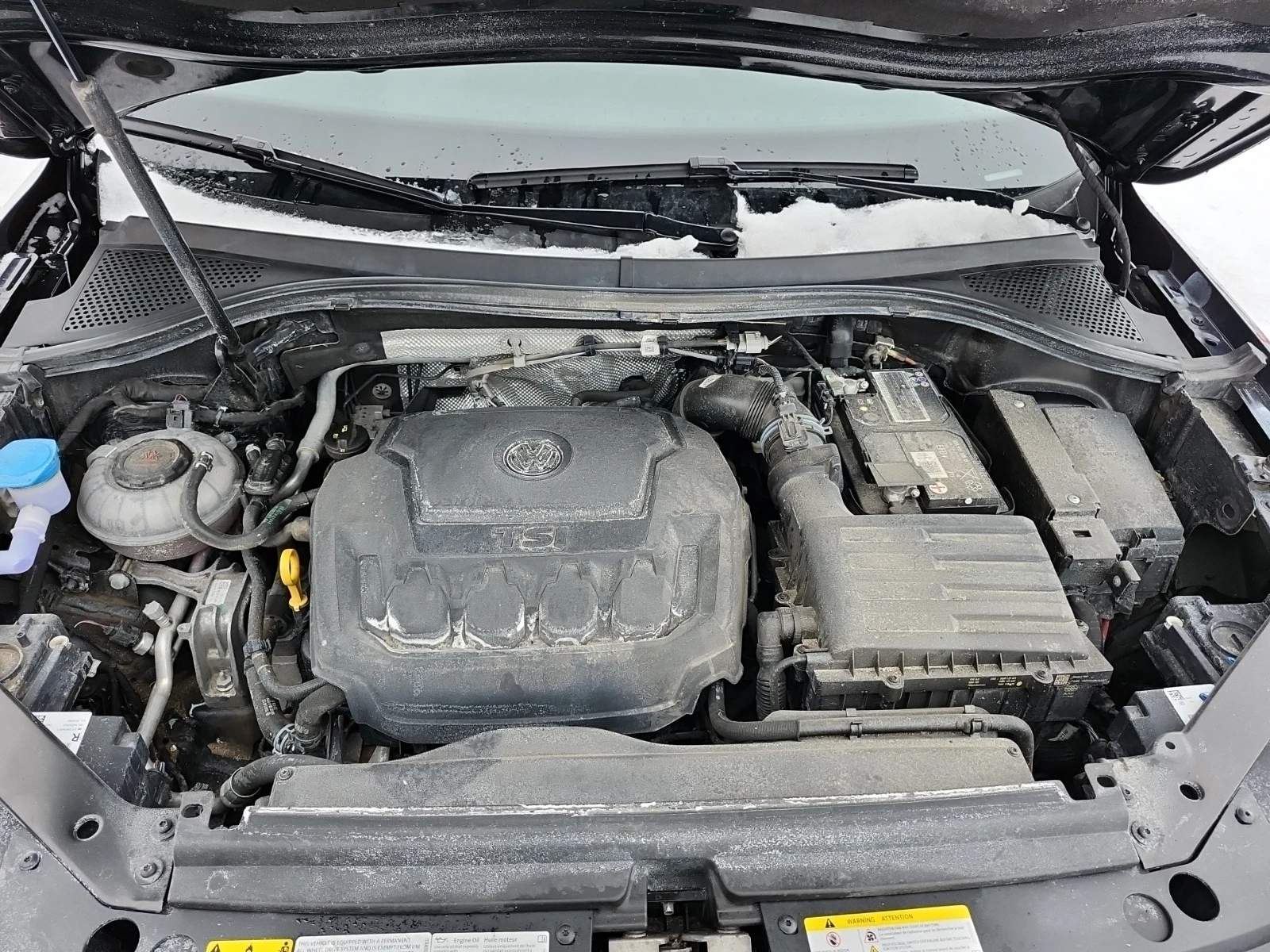 VW Tiguan * * CARFAX * * АВТО КРЕДИТ * * , снимка 8 - Автомобили и джипове - 53866104