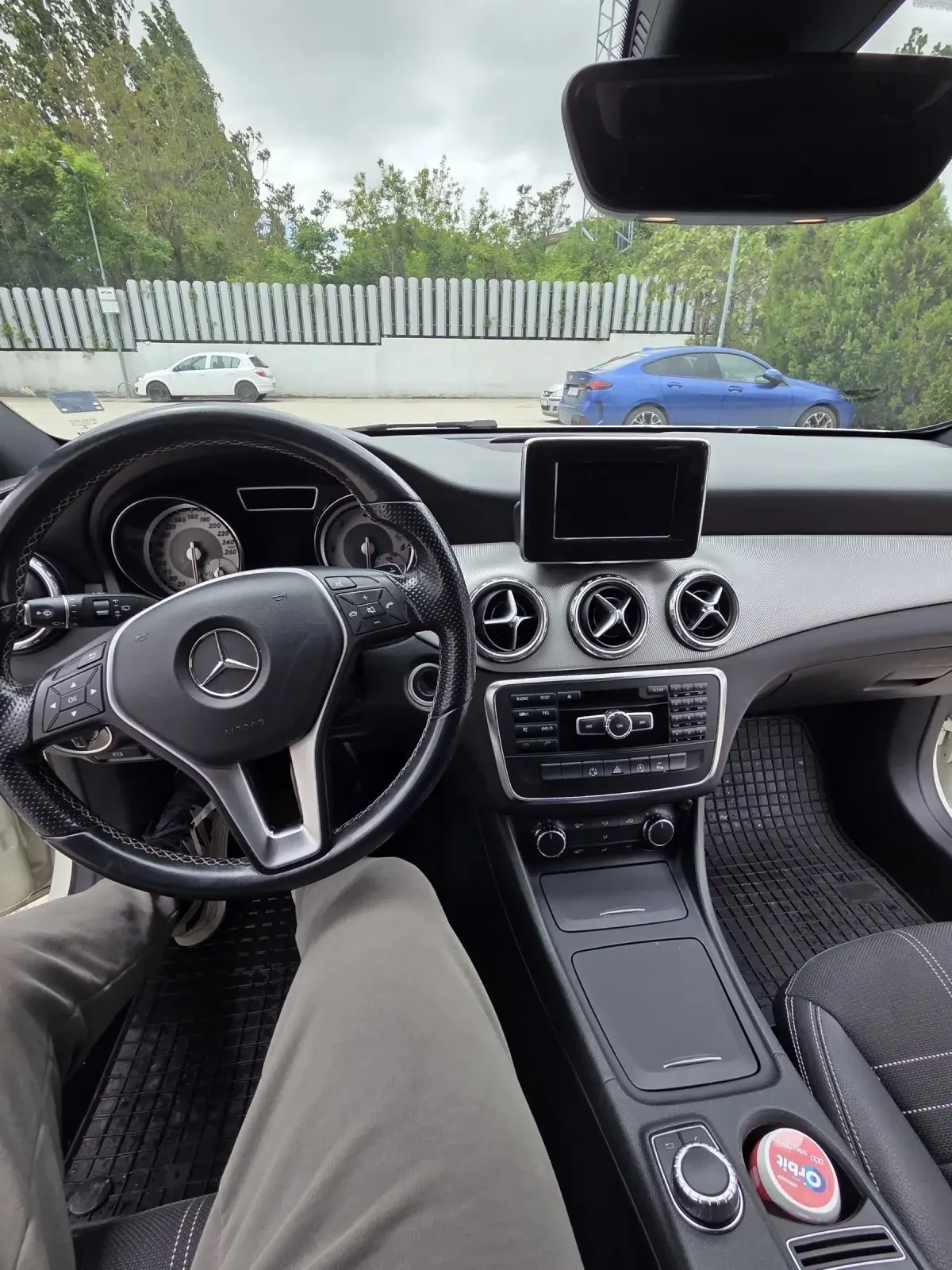 Mercedes-Benz GLA 200, снимка 14 - Автомобили и джипове - 54552745