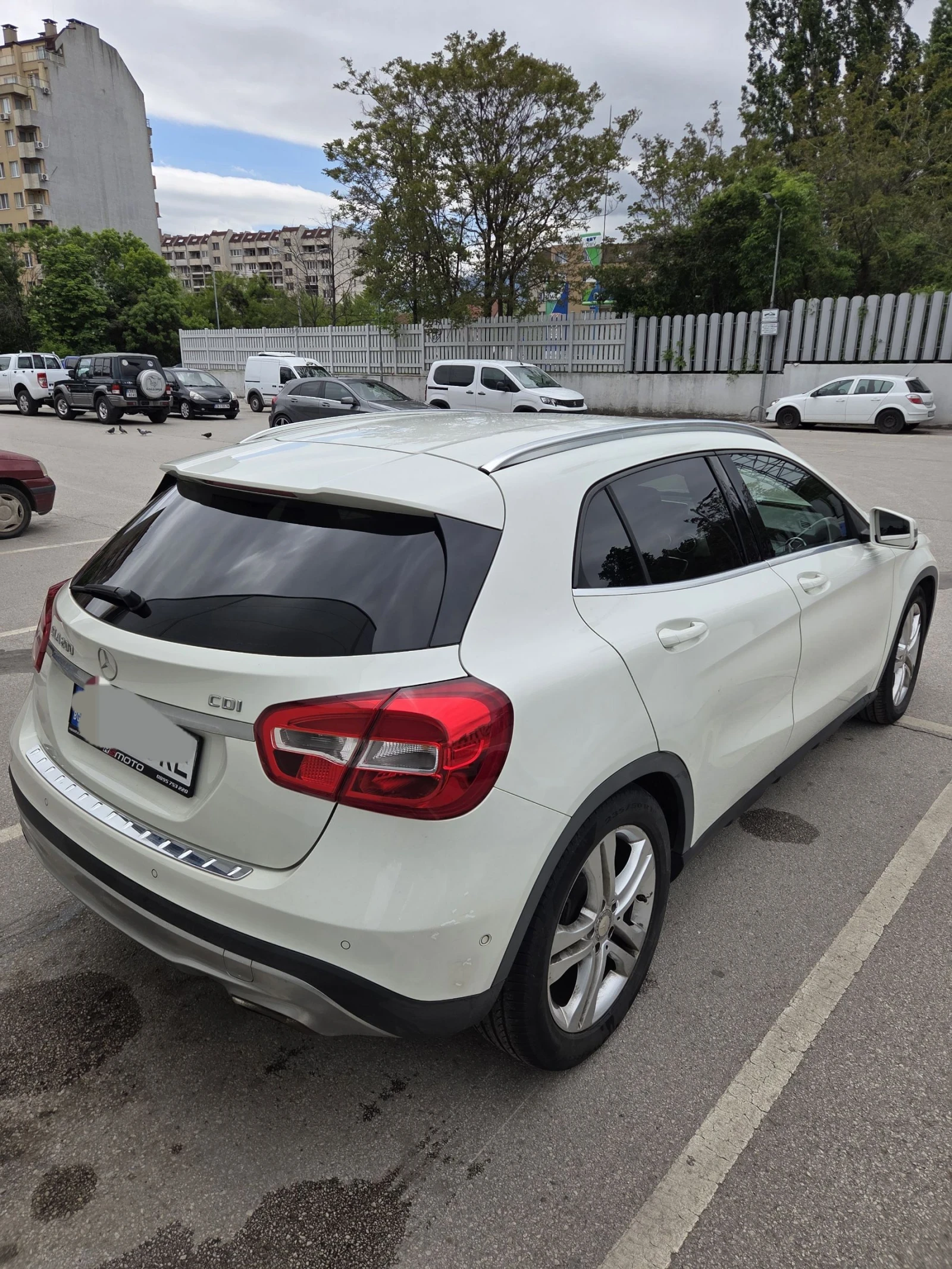 Mercedes-Benz GLA 200, снимка 5 - Автомобили и джипове - 54552745