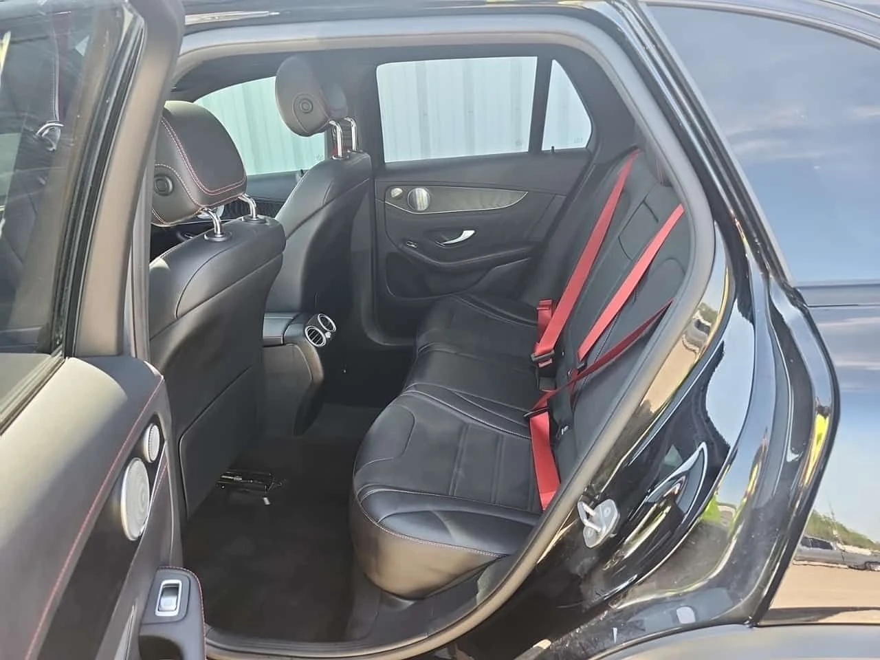 Mercedes-Benz GLC * 4matic Suv Amg 43 * CARFAX * ЦЕНА ДО БГ, снимка 17 - Автомобили и джипове - 54903286