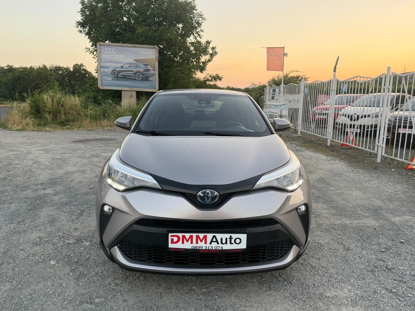 Toyota C-HR 1.8 HYBRID / FACELIFT / ЕВРО6 / YOUTUBE / WAZE, снимка 2 - Автомобили и джипове - 55094191