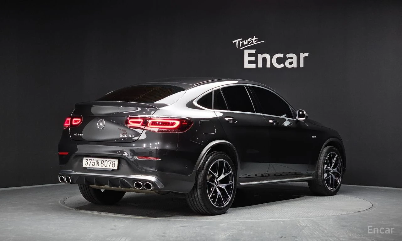 Mercedes-Benz GLC 43 AMG COUPE* BURMESTER* ХЕДЪП* 360КАМЕРА* ДИСТРОНИК* , снимка 2 - Автомобили и джипове - 55261838