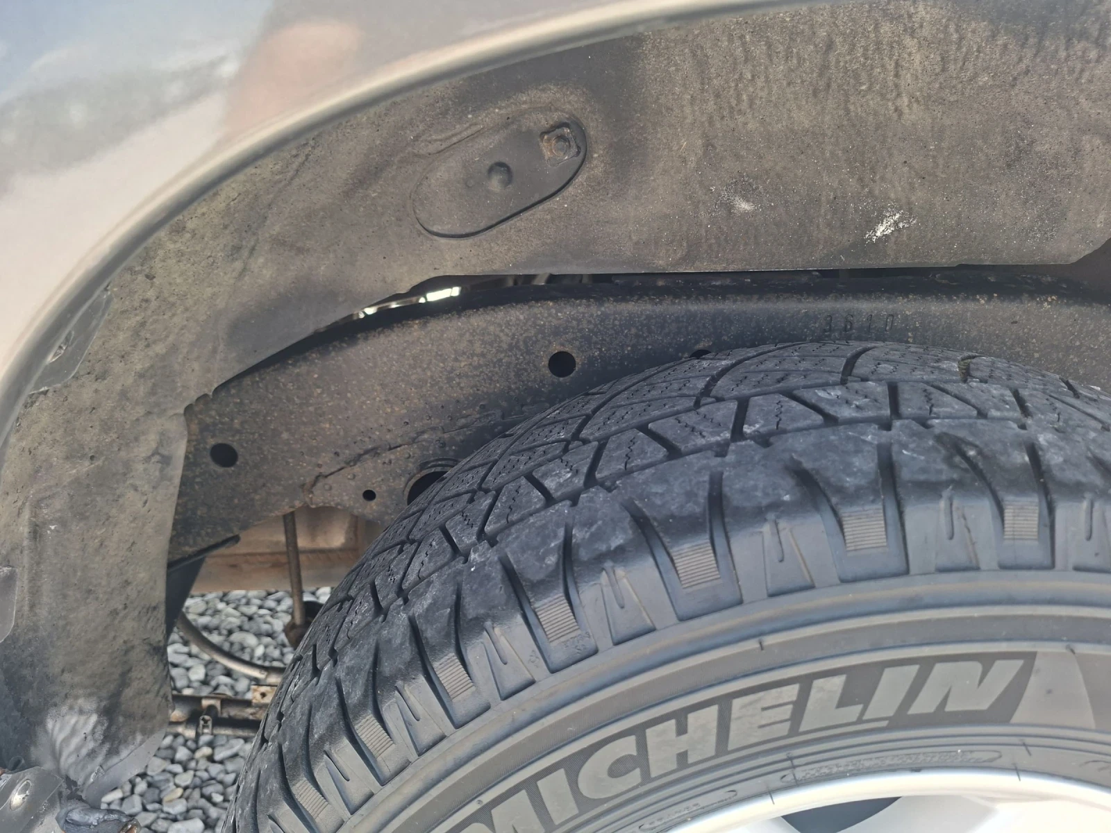 Nissan Terrano Италя, снимка 7 - Автомобили и джипове - 55331390