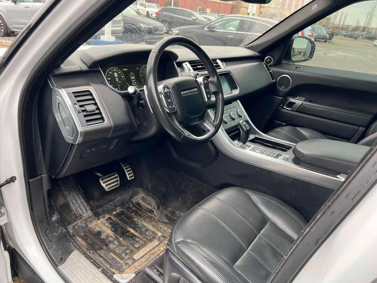 Land Rover Range Rover Sport V8 | CARFAX | АВТОКРЕДИТ БЕЗ ПЪРВОНАЧАЛНА ВНОСКА  , снимка 10 - Автомобили и джипове - 55505456