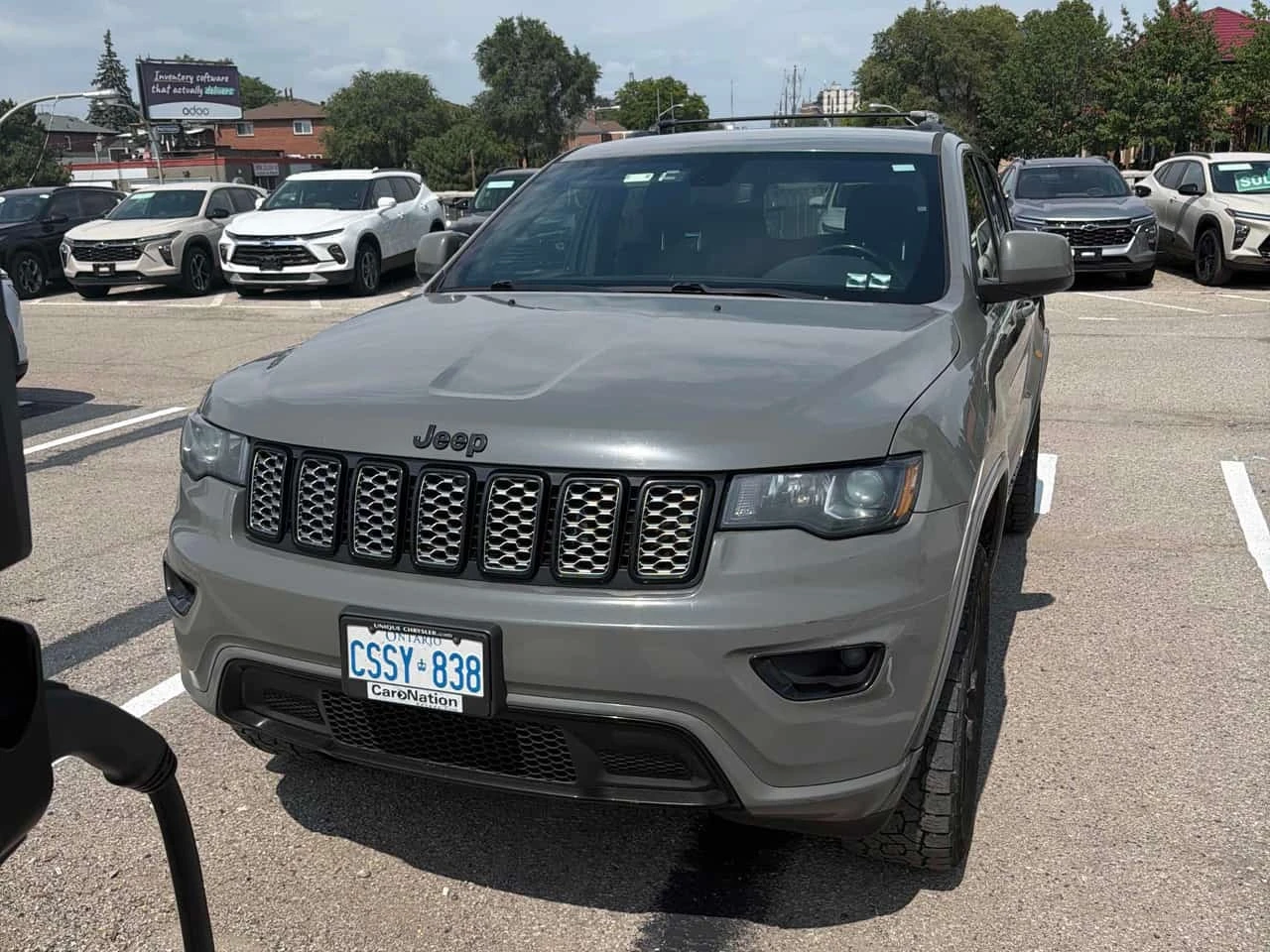 Jeep Grand cherokee Altitude | CARFAX | БЕЗ ИНЦИДЕНТИ, снимка 2 - Автомобили и джипове - 55793395