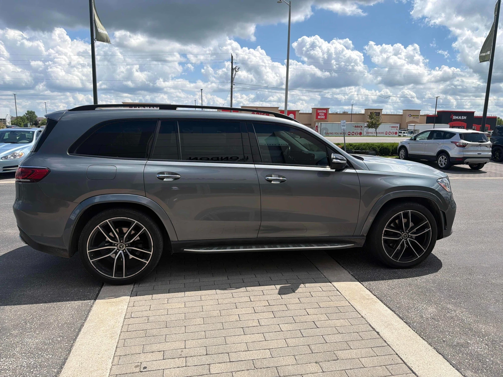 Mercedes-Benz GLS580 БЕЗ ИНЦИДЕНТИ, снимка 3 - Автомобили и джипове - 56307850
