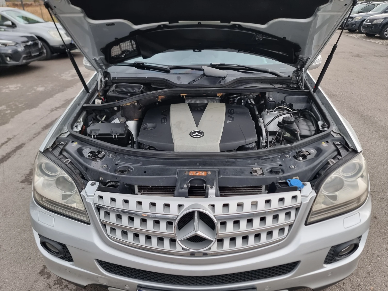 Mercedes-Benz ML 320 3.2CDI , снимка 17 - Автомобили и джипове - 56747231